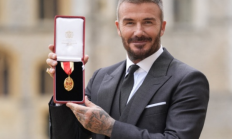 开云体育-太阳报：贝克汉姆开派对庆祝获封爵位，大儿子布鲁克林没来